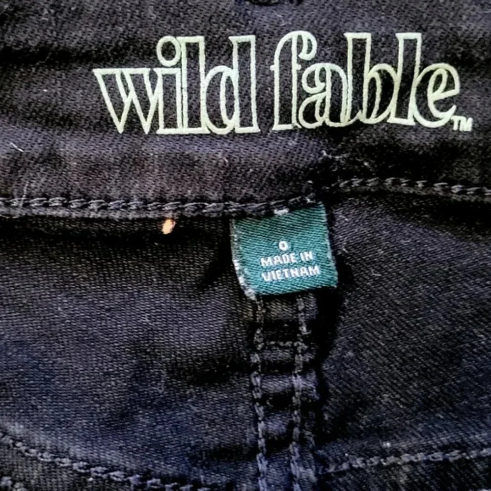 Distressed Black Skinny Jeans - Picture 5 of 5